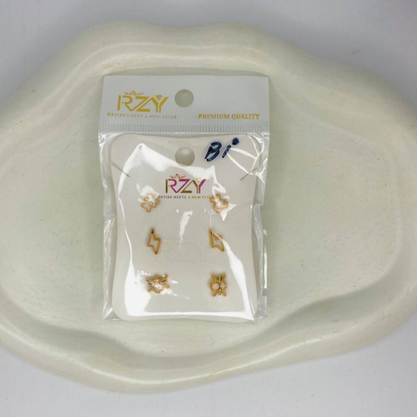 Stud Earrings Set with Card 3 Pairs/set Crystal Earrings / 250 per pair set